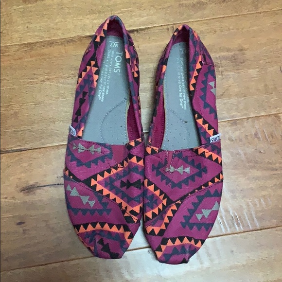 Aztec printed Toms - Picture 1 of 2